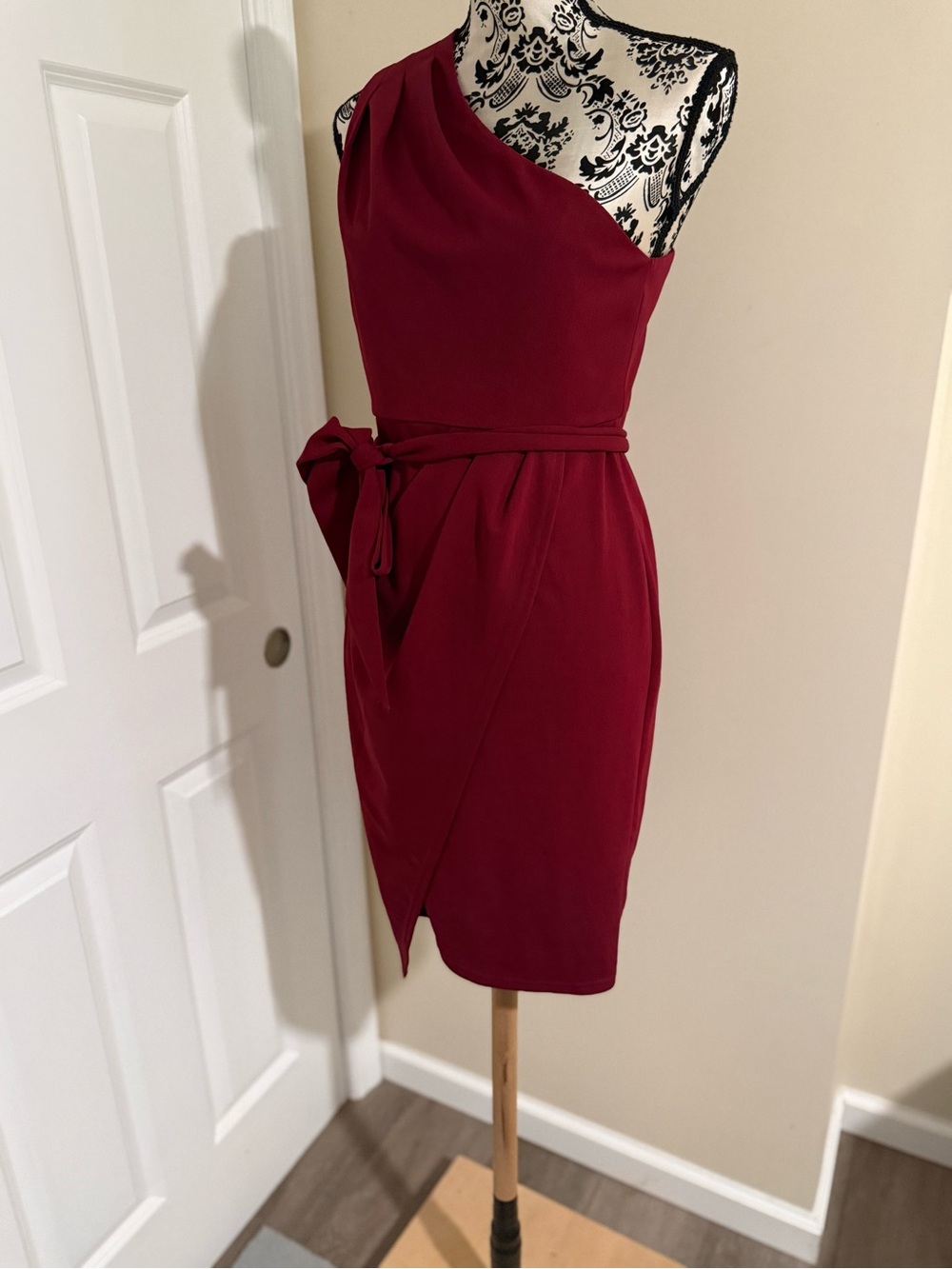 Cocktail Dress - Picture 2 of 6